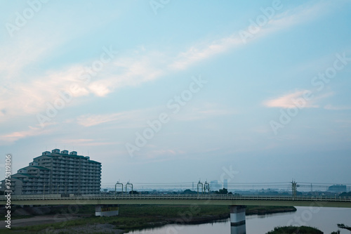 Wallpaper Mural 早朝の多摩川から見る風景 Torontodigital.ca