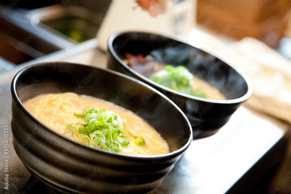 豚骨ラーメン