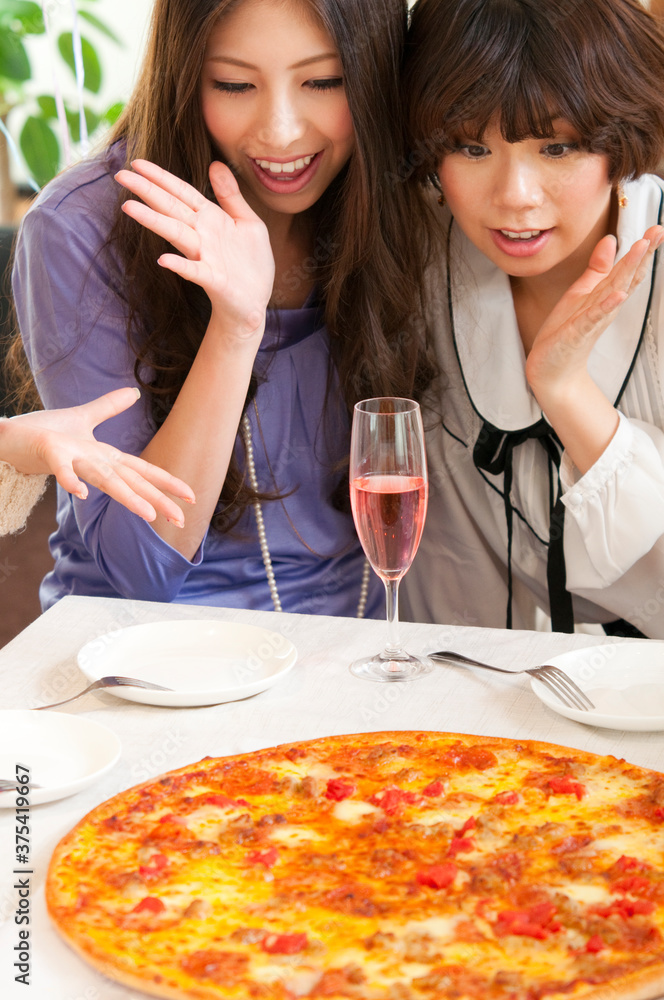 ピザパーティー ピザパーティー