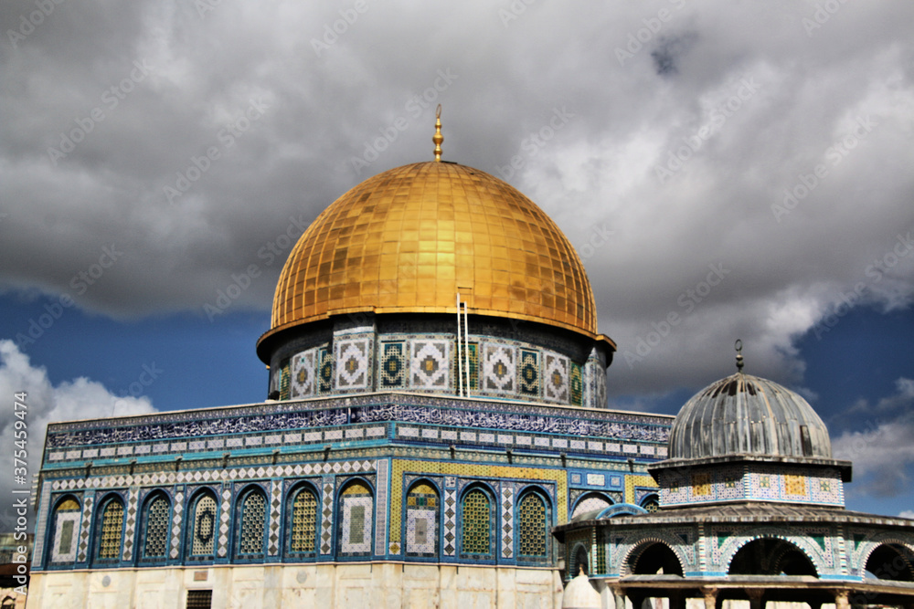 dome of the rock in jerusalem