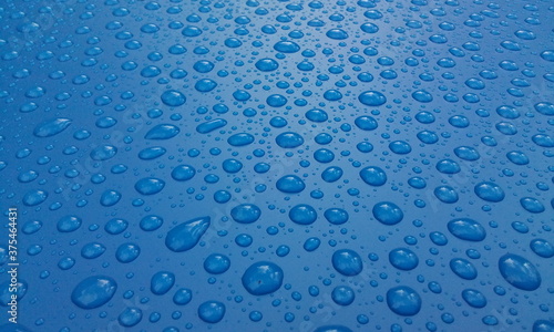 raindrops on the ping pong table
