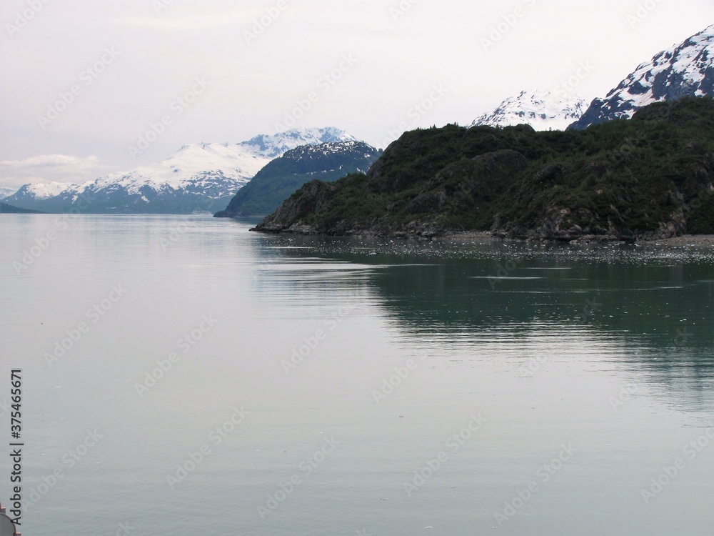 Cruising Alaska's Tarr Inlet on the Inside Passage Cruising Alaska's Tarr Inlet on the Inside Passage
