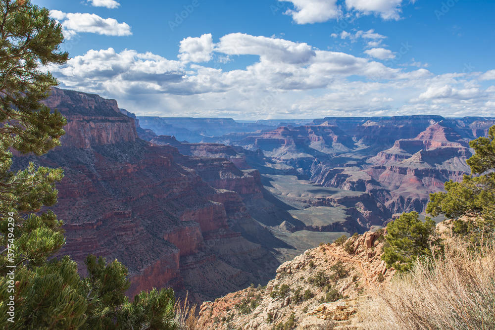 View of the Grand Canyon from Kaibab Trail 
