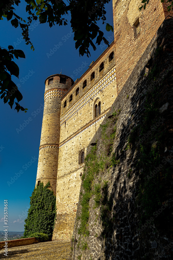 Il castello di Serralunga d'Alba
