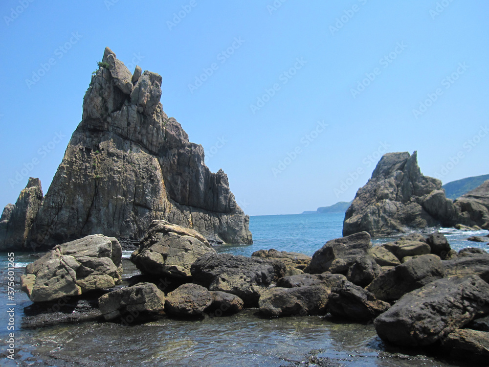 日本の橋杭岩 日本の橋杭岩