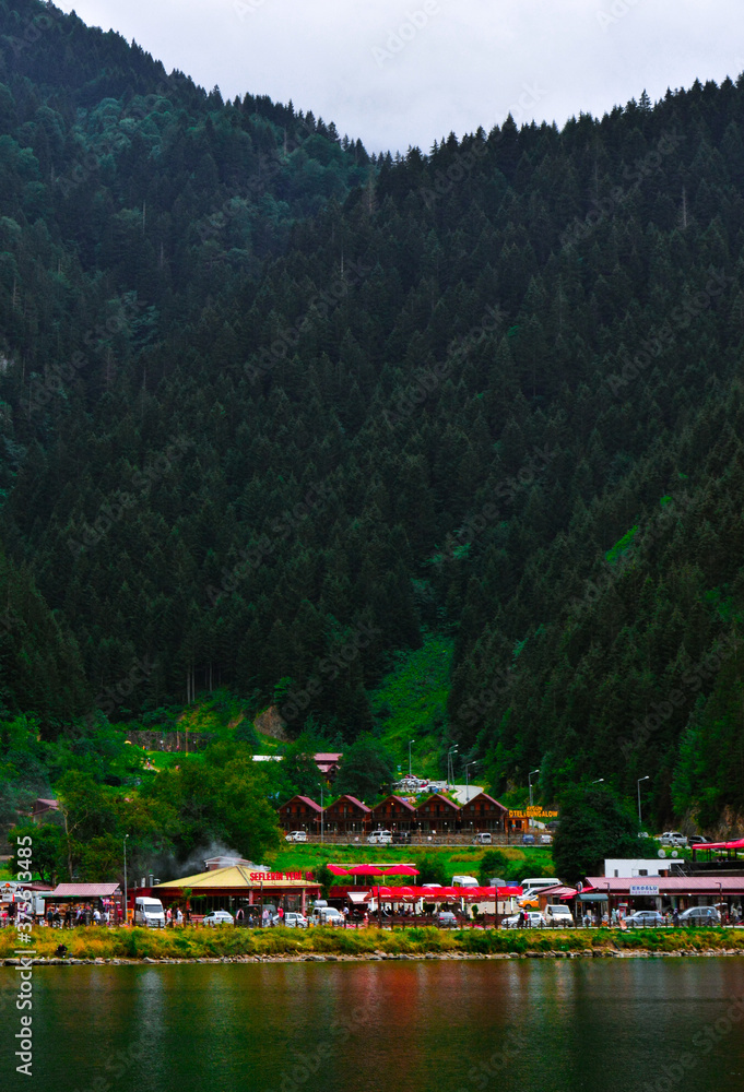 Naklejka premium lake in the mountains