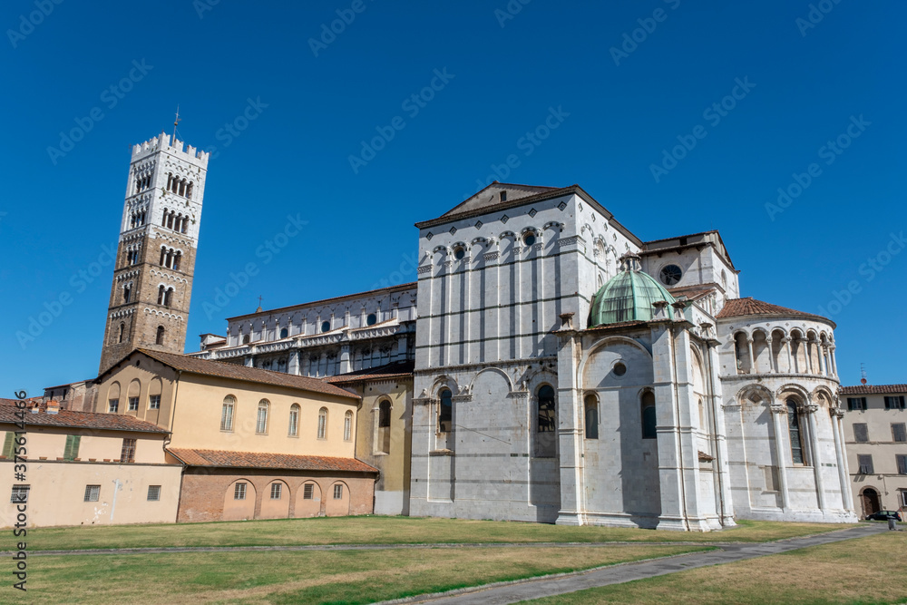 Fototapeta premium LUCCA, ITALY Piazza San Martino with Campanila of San Giovanni e Reparata Church