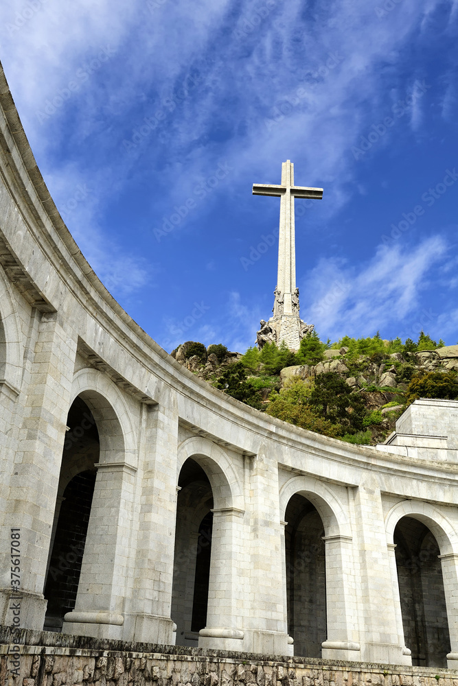Valley of the Fallen (Valle de los Caidos) Valley of the Fallen (Valle de los Caidos)