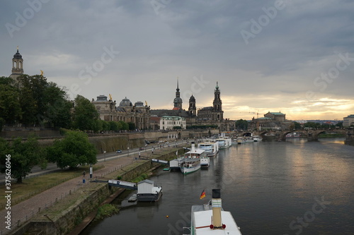 Blick auf die Altstadt in Dresden photo