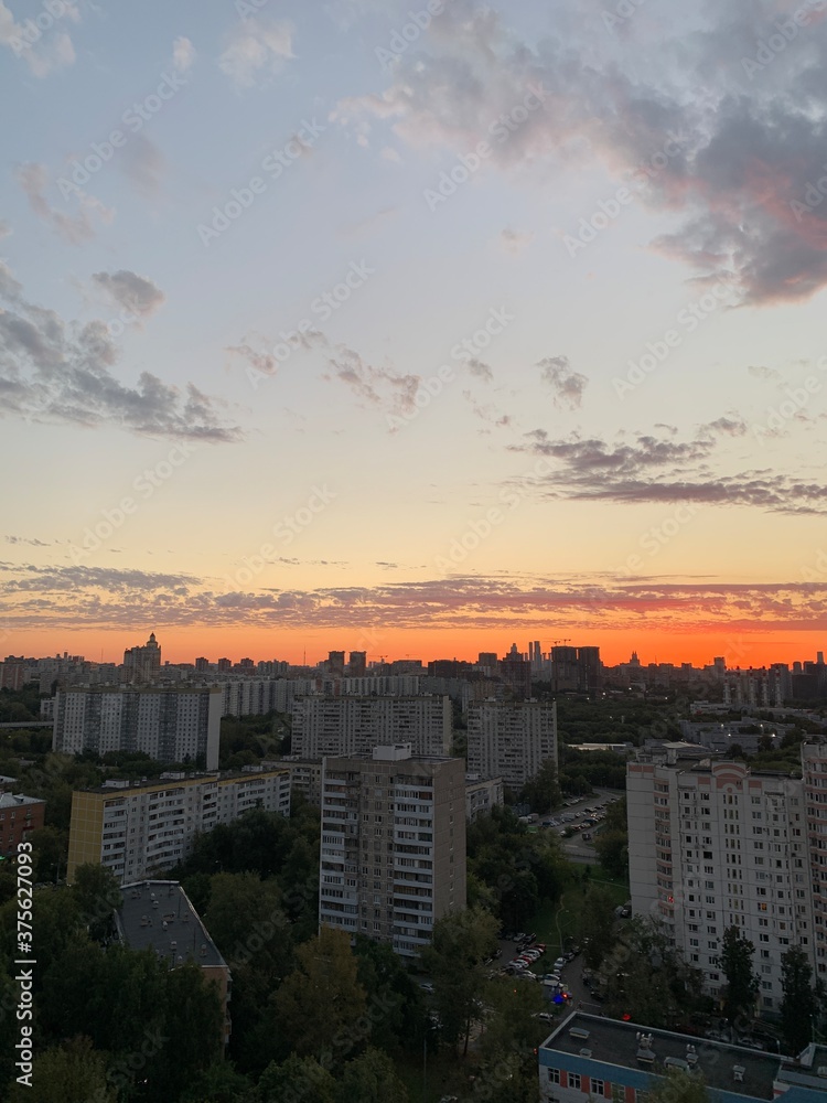 Fototapeta premium sunset over the city