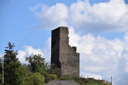 Ruine Coraidelsteinüber Klotten an der Mosel photo