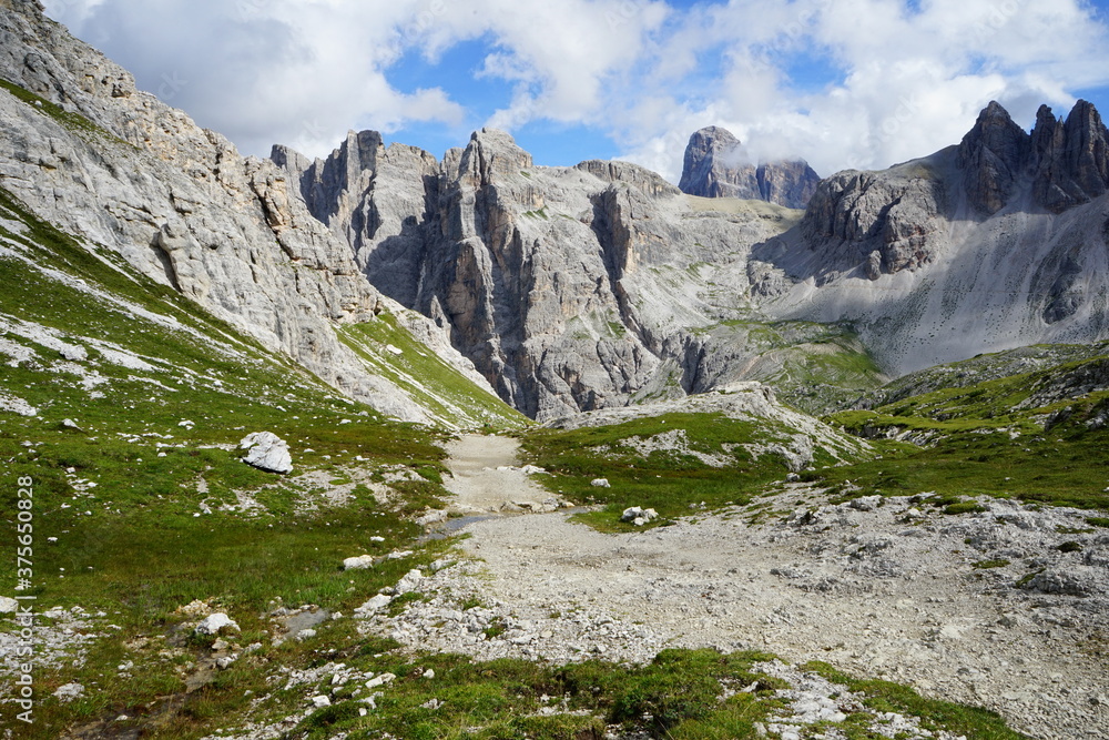Mountain hiking road in Parco Nazionale Tre Cime di Lavaredo, Dolomites, Unesco, Sudtirol, Trentino Alto Adige, Italy