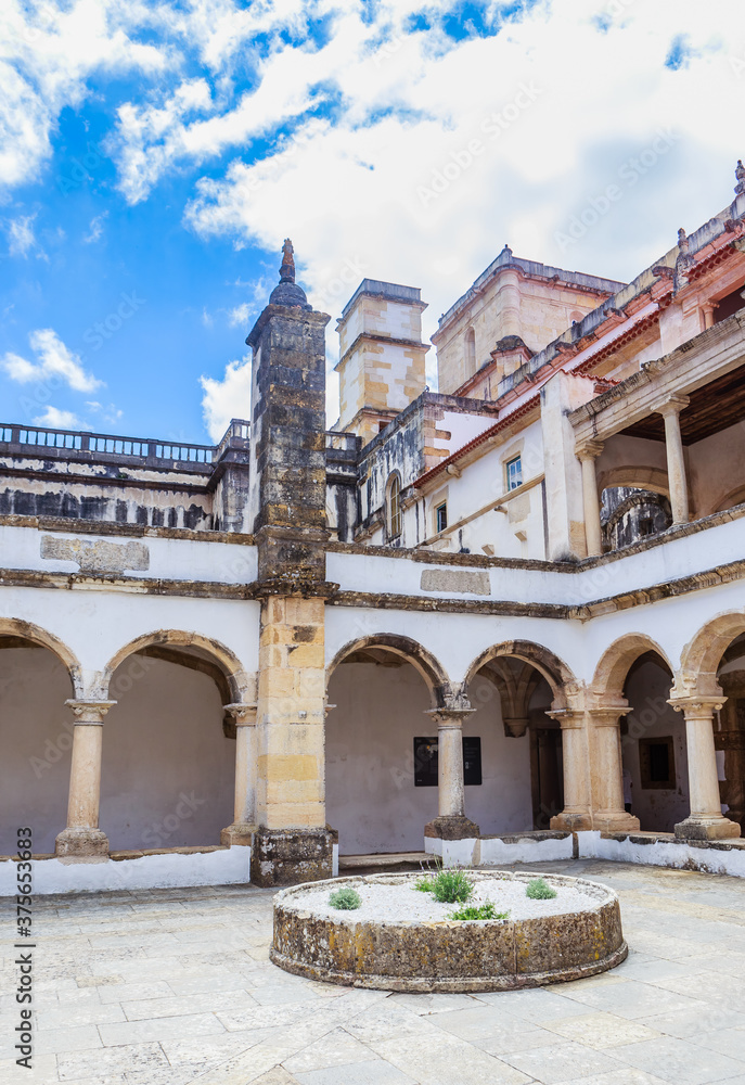 Naklejka premium Convento de Cristo (UNESCO world Heritage), Tomar, Ribatejo, Portug