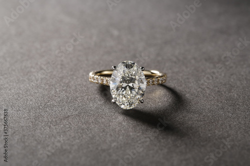 Oval Diamond Ring