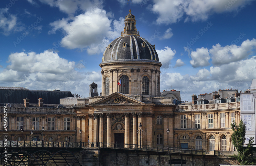 Obraz premium Cultural centre Institut de France in Paris, France