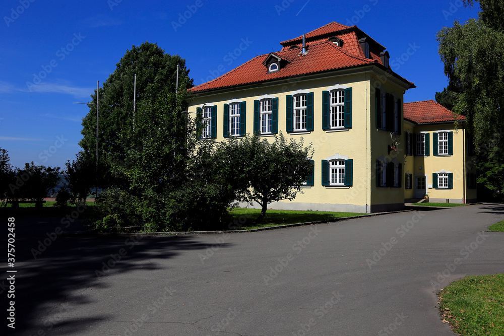 Jagdschloss der Herzoege von Meiningen. Fasanerie, Hermannsfeld, Rhonblick, Thueringen, Deutschland, Europa

