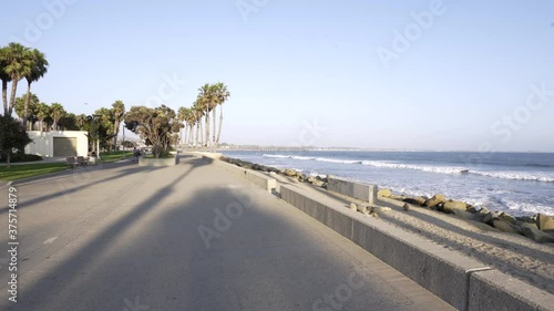 Static video of Ventura Promenade in Ventura, California.