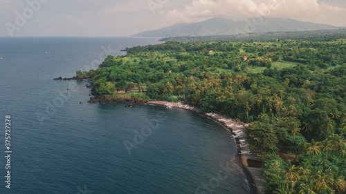 Vista aérea, lista vista de praia em Tulamben, Bali, Indonésia