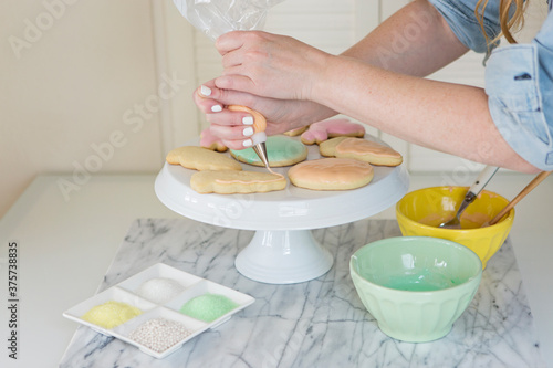 Decorating Spring Cookies photo