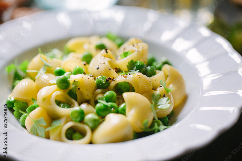 Pasta with peas and saffron Pasta with peas and saffron