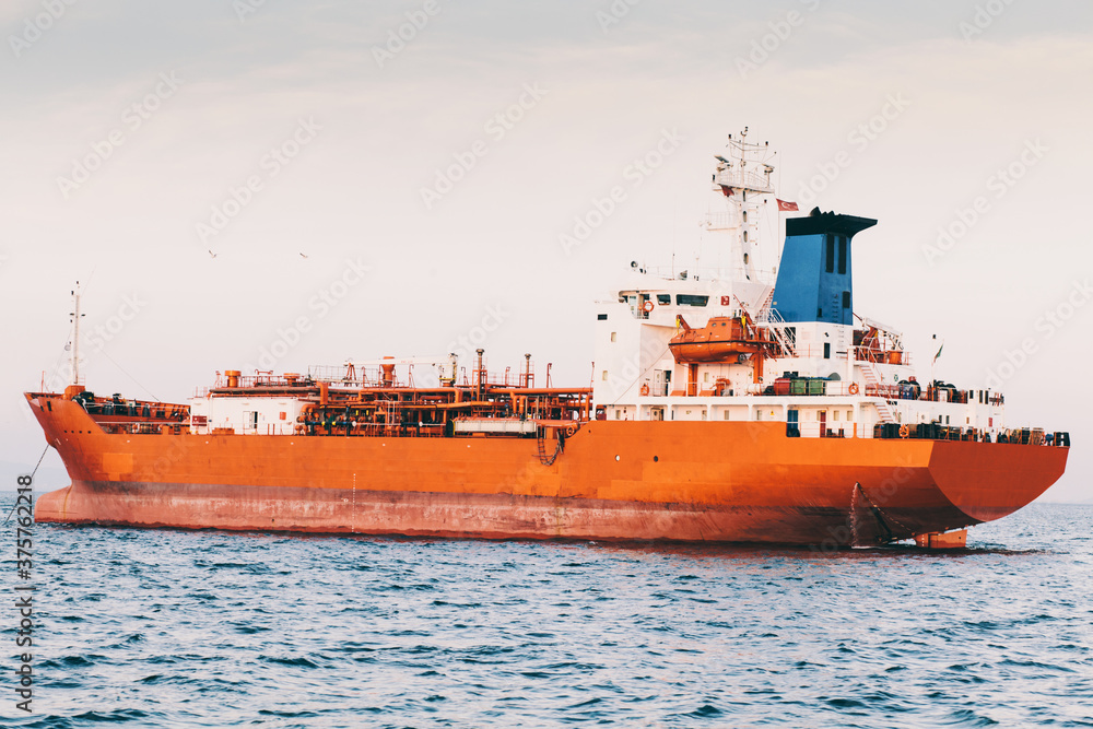 Ship in the Sea of _ÔøΩ__ÔøΩ_Marmara Ship in the Sea of _ÔøΩ__ÔøΩ_Marmara