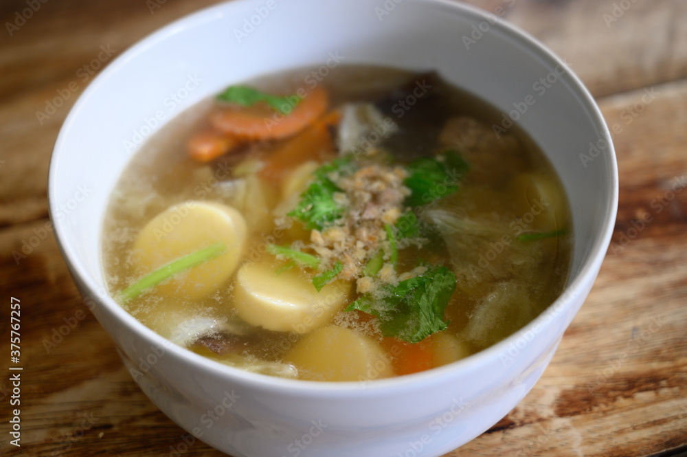 Clear Soup with Tofu and Minced Pork Clear Soup with Tofu and Minced Pork