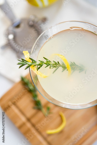 Refreshing Lemon Maritini photo