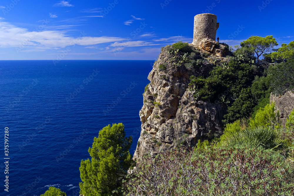 Torre de ses Animes,Punta des Verger.Banyalbufar.Sierra de tramuntana. Mallorca .Baleares. España.