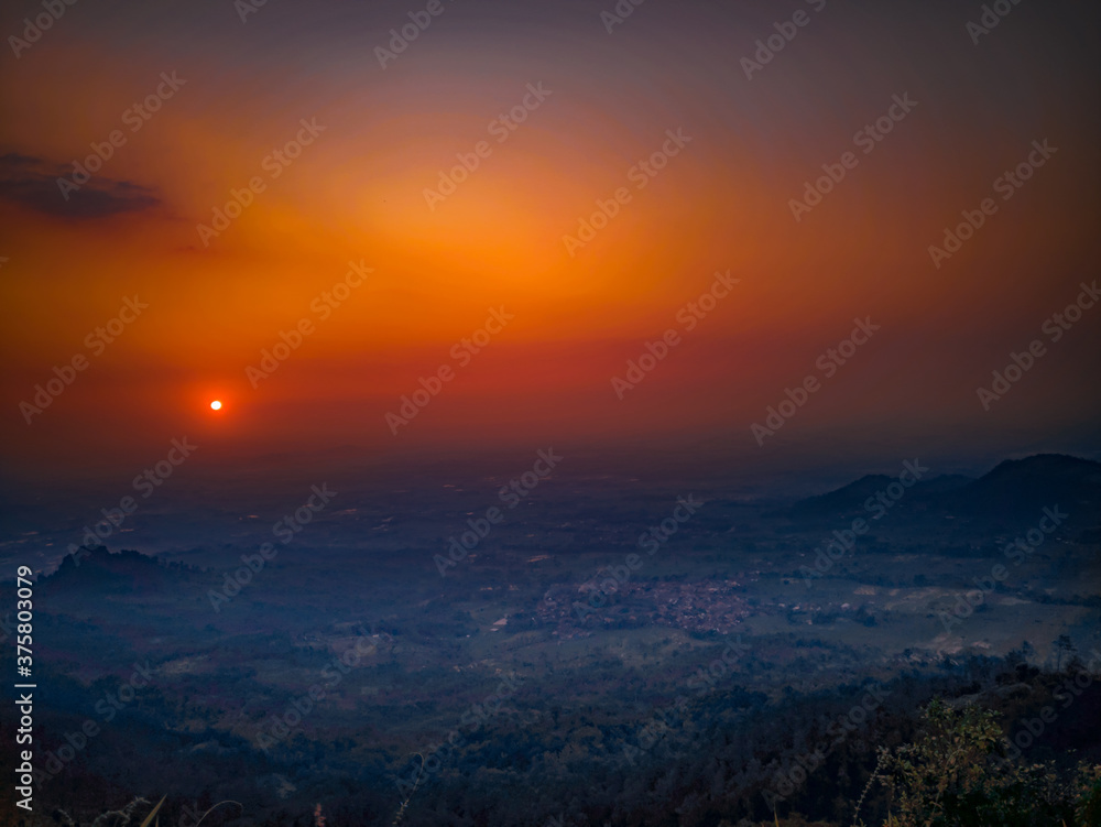 Obraz premium sunset in the mountains