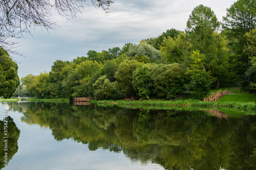 Fototapeta premium pond in VDNKh park in Moscow in summer