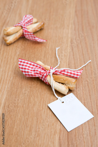 snack with ribbon