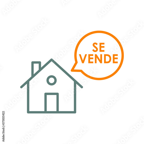 Concepto Real Estate. Venta de inmuebles. Icono plano lineal casa con texto Se Vende en español en burbuja de habla en gris y naranja