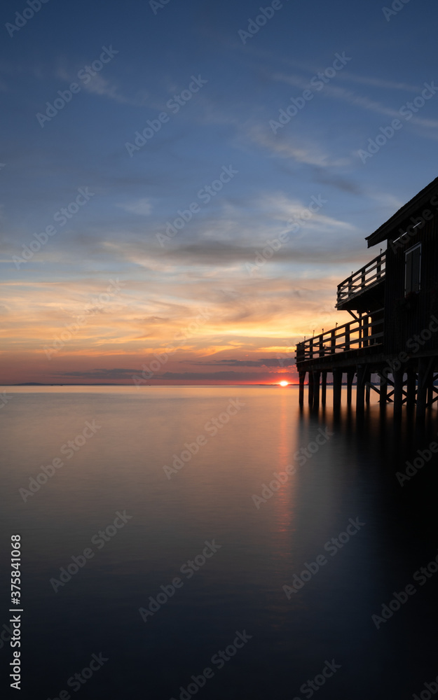 Sunset by the lake 