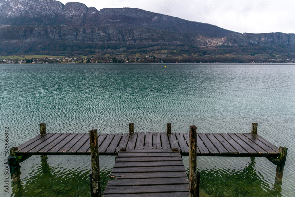 Lake Annecy is a perialpine lake in Haute-Savoie in France.