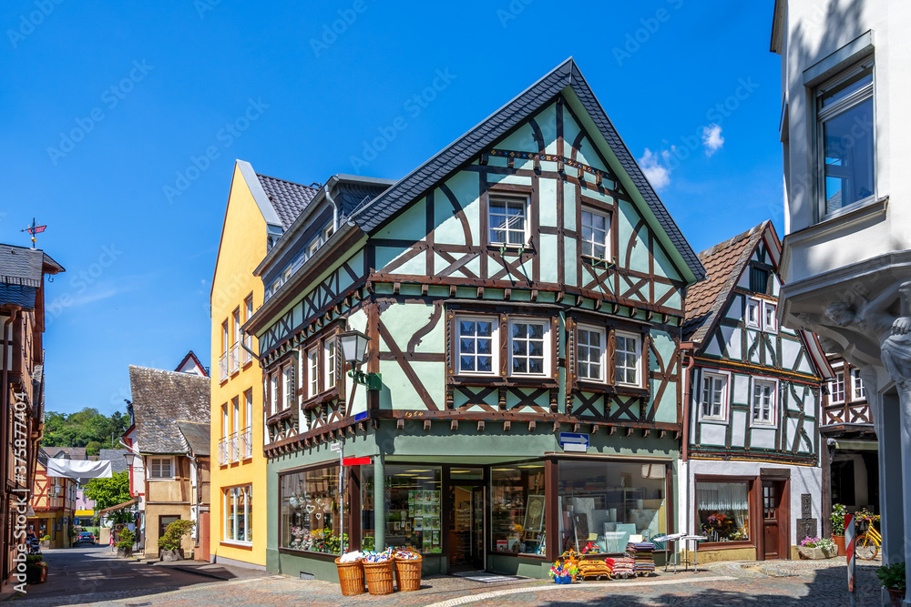 Fototapeta premium Buttermarkt, Linz am Rhein, Deutschland 