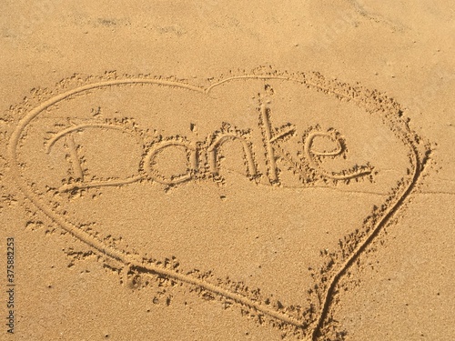 Danke Herz im Sand photo