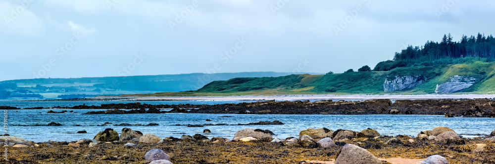 The Coves at Brora and the Sutherland coastline between Brora and Golspie