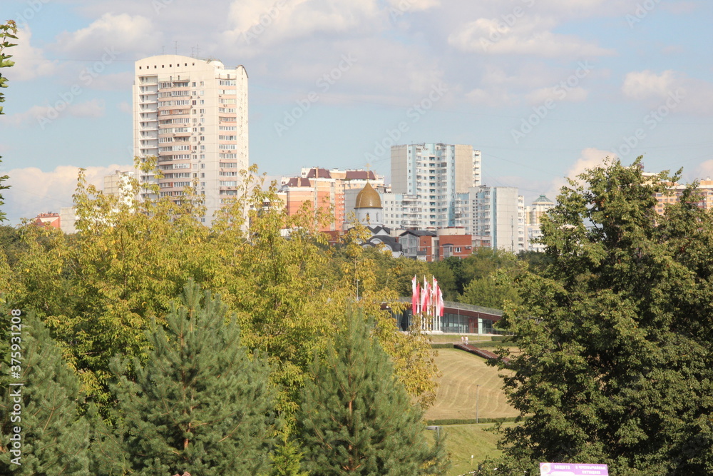 Obraz premium Clear weather in the city Park