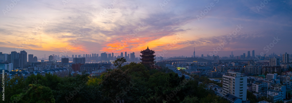 Fototapeta premium Wuhan Yangtze River and city night and light show scenery