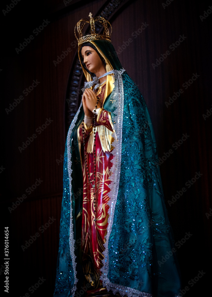 virgen morena virgen de guadalupe mexicana statua retrato