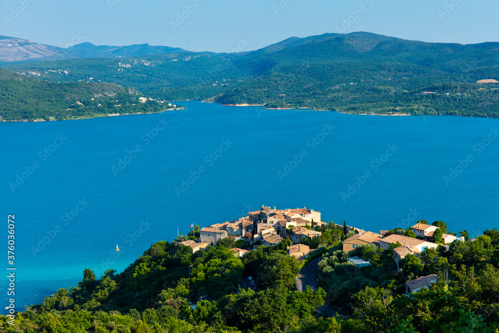 Sainte-Croix-du-Verdon Village, Sainte-Croix Lake, Gorges du Verdon Natural Park, Alpes Haute Provence, France, Europe