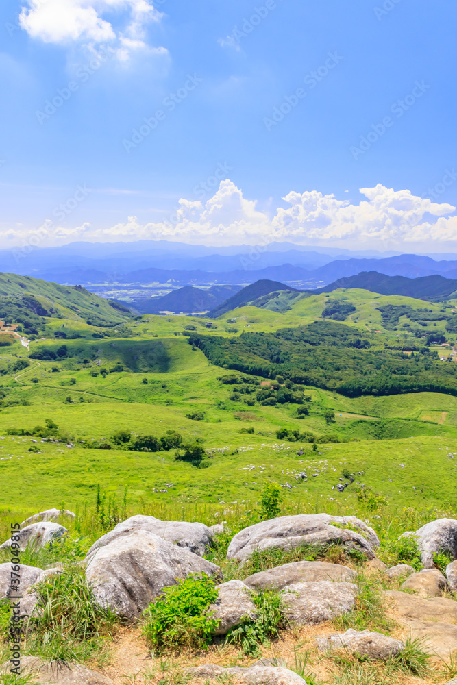 大平山から見た夏の平尾台 福岡県北九州市 Hiraodai seen from Mt.Ooherayama in summer Fukuoka-ken Kitakyusyu city 大平山から見た夏の平尾台 福岡県北九州市 Hiraodai seen from Mt.Ooherayama in summer Fukuoka-ken Kitakyusyu city