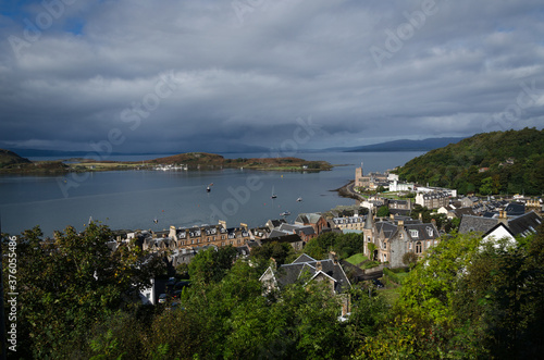 The port of Oban on a cloudy day, Scotland © JMDuran Photography