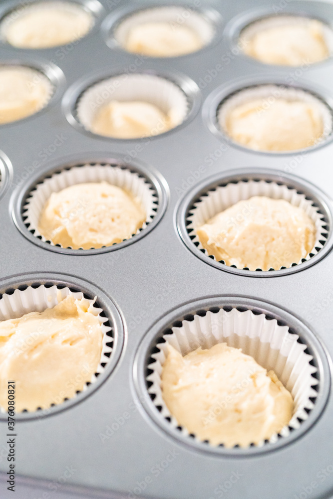 Baking cupcakes Baking cupcakes