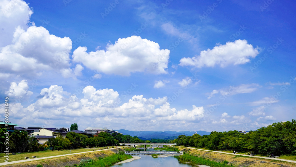京都鴨川夏の風情