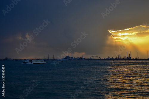 SUNSET IN VAPORETTO. BEAUTIFUL VENICE.