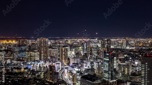 Wallpaper Mural 東京の交通タイムラプス 2020年3月 夜景 4K Torontodigital.ca