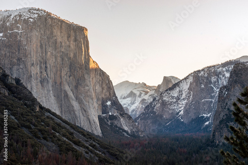Sunrise on El Capitain Yosemite