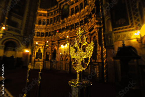 Aguilas en la Catedral Ortodoxa de Timisuara Rumania photo