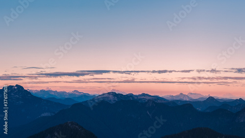 Sunset Mountains © Gordon